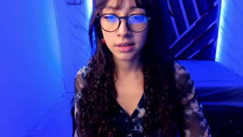 Snapshot of sweet_venus4 chatting on 01-03-25, 10:29 sweet_venus4 online show from 01-03-25, 10:29