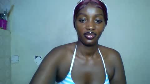 Snapshot of sweet_zuri3 chatting on 02-16-26, 12:34 zuri online show from 02-16-26, 12:34