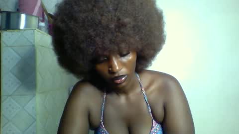 Snapshot of sweet_zuri3 chatting on 02-22-26, 12:36 zuri online show from 02-22-26, 12:36