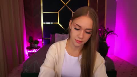 SweetAngellic online show from 09-19-25, 01:23