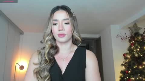 Snapshot of sweetann08 chatting on 12-29-24, 12:52 Camila online show from 12-29-24, 12:52