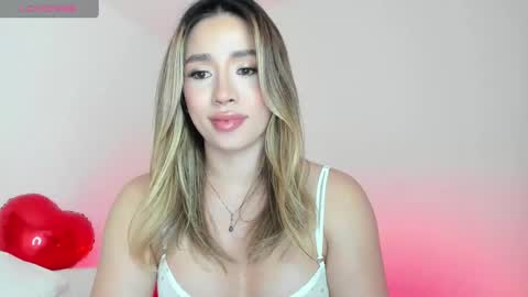 Snapshot of sweetann08 chatting on 02-14-25, 08:26 Camila online show from 02-14-25, 08:26