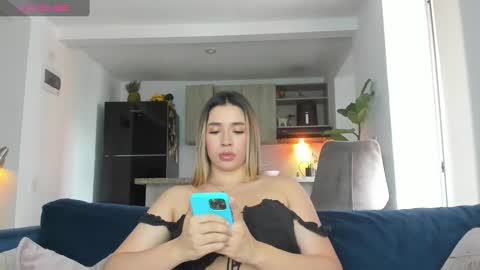 Snapshot of sweetann08 chatting on 02-16-25, 06:43 Camila online show from 02-16-25, 06:43