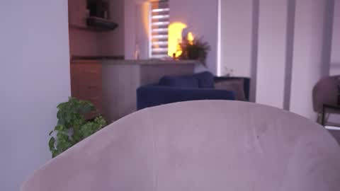 Snapshot of sweetann08 chatting on 11-13-25, 09:25 Camila online show from 11-13-25, 09:25