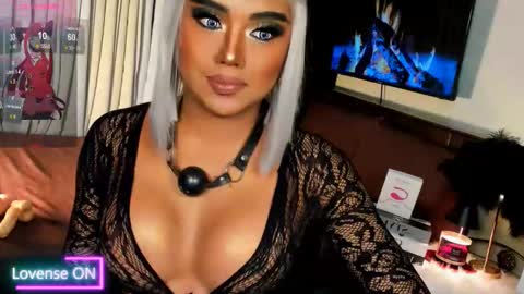 Snapshot of sweetbella118 chatting on 11-16-25, 07:03 bella online show from 11-16-25, 07:03