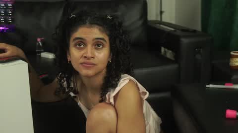 Salom independent model online show from 03-11-25, 07:26