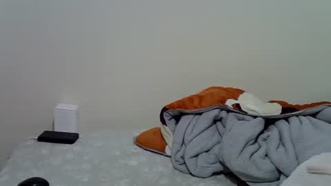 sweetbooty05 online show from 04-01-26, 06:38