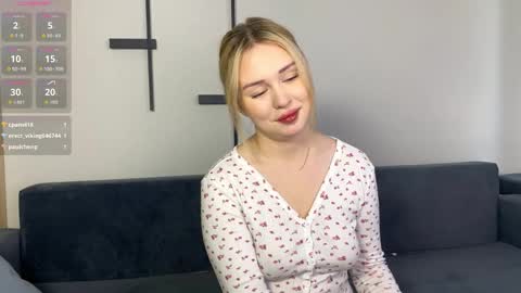 U can call me Stella online show from 02-22-26, 09:08