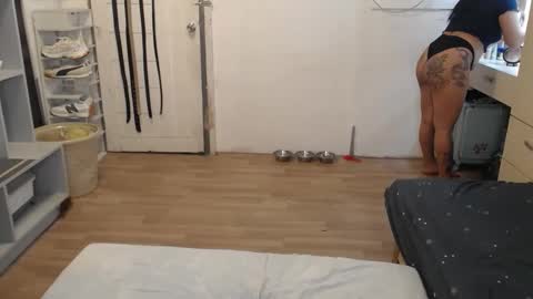 Snapshot of sweetcuteangel chatting on 02-21-25, 11:55 angel 3 online show from 02-21-25, 11:55