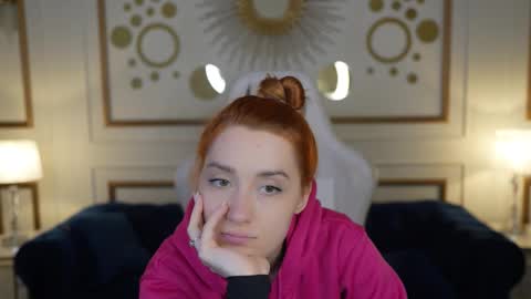 Amelia online show from 12-05-25, 11:30