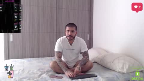         online show from 10-07-25, 04:37