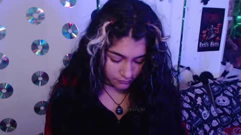 Abril online show from 10-08-25, 03:53