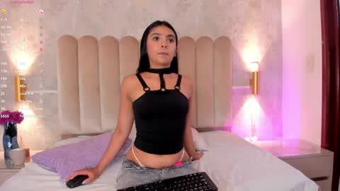 Snapshot of sweetely_1 chatting on 04-06-26, 08:10 Ely online show from 04-06-26, 08:10