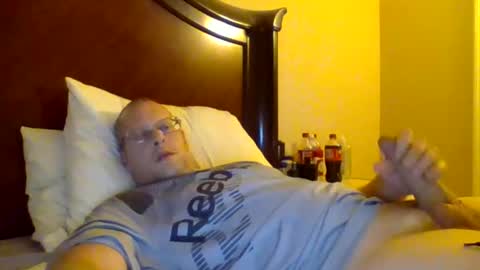 Snapshot of sweetg233 chatting on 02-05-25, 05:09 sweetg233 online show from 02-05-25, 05:09
