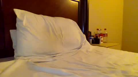 Snapshot of sweetg233 chatting on 02-07-25, 06:45 sweetg233 online show from 02-07-25, 06:45