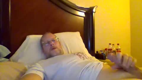 sweetg233 online show from 10-22-25, 05:45