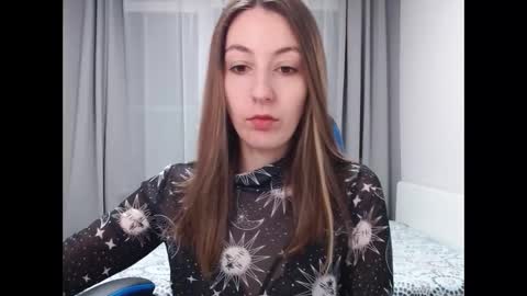 Snapshot of sweetheart_77 chatting on 12-08-24, 08:25 Emma online show from 12-08-24, 08:25