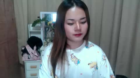 Snapshot of sweethotlove_xoxo chatting on 09-28-25, 10:15 sweethotlove_xoxo online show from 09-28-25, 10:15