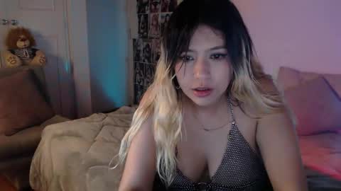 Snapshot of sweethotsin_sexy69 chatting on 01-19-25, 09:11 online show from 01-19-25, 09:11