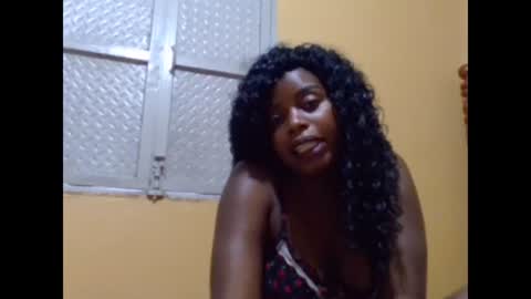 Snapshot of sweetib1 chatting on 01-12-25, 09:19 sweetib1 online show from 01-12-25, 09:19