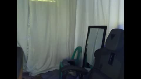 Irish online show from 10-19-25, 04:02