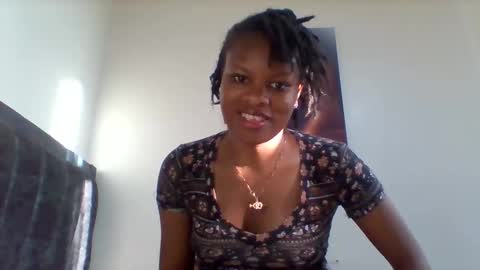 sweetie lee online show from 12-15-25, 04:28