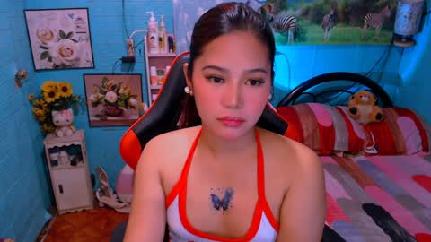 Nicole online show from 01-28-25, 10:23