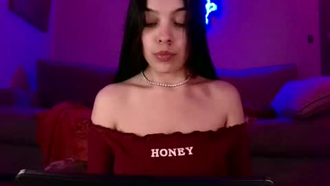 Blu Sweets online show from 02-22-25, 05:55