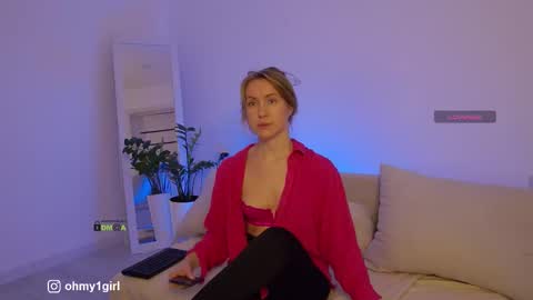 Snapshot of sweetkira1 chatting on 02-03-26, 03:50 SweetKira1 online show from 02-03-26, 03:50