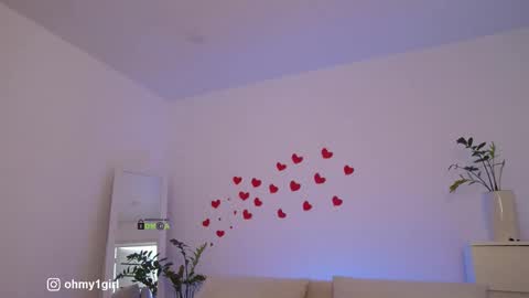 Snapshot of sweetkira1 chatting on 02-14-26, 08:00 SweetKira1 online show from 02-14-26, 08:00