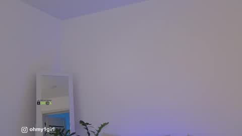 Snapshot of sweetkira1 chatting on 02-25-26, 03:32 SweetKira1 online show from 02-25-26, 03:32