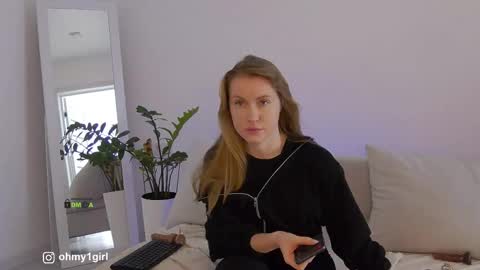 Snapshot of sweetkira1 chatting on 02-27-26, 10:15 SweetKira1 online show from 02-27-26, 10:15