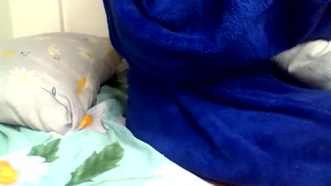 Snapshot of sweetkola1 chatting on 10-31-25, 10:33 sweetkola online show from 10-31-25, 10:33