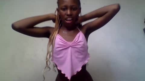 Snapshot of sweetkola1 chatting on 11-24-25, 11:10 sweetkola online show from 11-24-25, 11:10