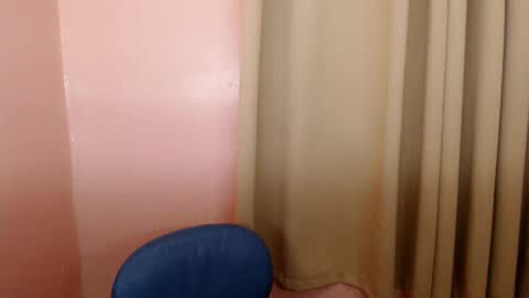 Leah online show from 01-03-25, 10:41