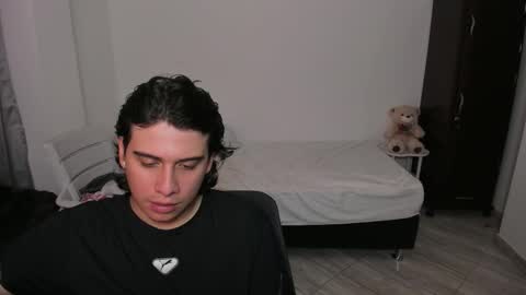 Lian online show from 12-19-25, 02:40