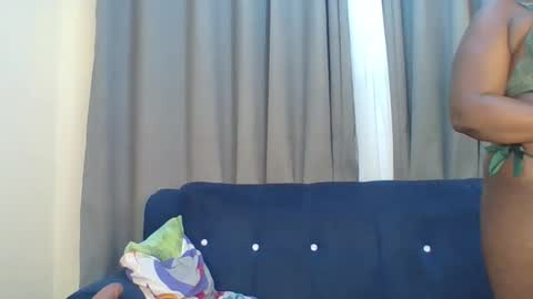 sweetlight_pie online show from 02-01-25, 01:09