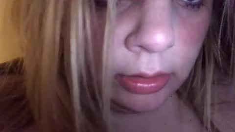 Snapshot of sweetlisa92 chatting on 12-28-24, 01:50 Lisa online show from 12-28-24, 01:50