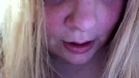 Snapshot of sweetlisa92 chatting on 02-24-25, 08:36 Lisa online show from 02-24-25, 08:36