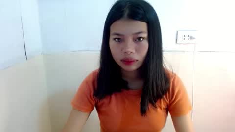 sweetlovely_68 online show from 02-10-26, 11:42