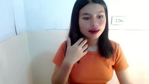 sweetlovely_68 online show from 02-11-26, 11:48