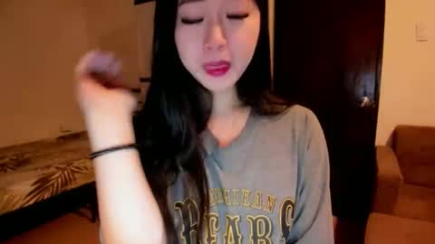 Zoe online show from 10-22-25, 02:34