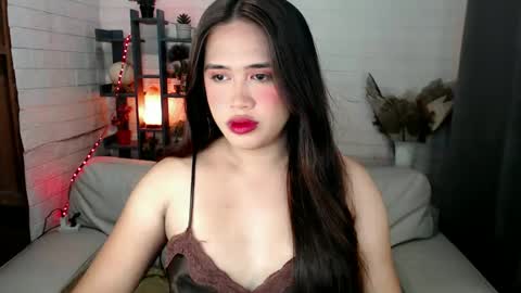 Snapshot of sweetmarie21 chatting on 01-19-25, 05:39 IM ALICE - DONT FORGET TO FOLLOW ME online show from 01-19-25, 05:39