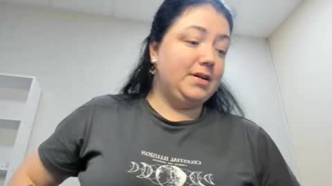 Snapshot of sweetmarylove chatting on 01-07-26, 10:07 sweetmarylove online show from 01-07-26, 10:07