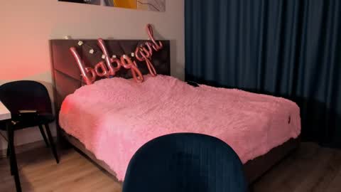 Snapshot of sweetmilkis chatting on 01-23-25, 09:50 Swetmilkis online show from 01-23-25, 09:50