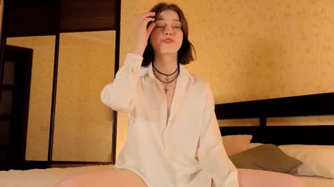 Snapshot of sweetparadox chatting on 11-30-25, 11:14 Anya online show from 11-30-25, 11:14