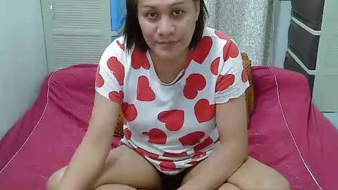 Snapshot of sweetpearlts4u chatting on 11-21-25, 01:15 sam online show from 11-21-25, 01:15