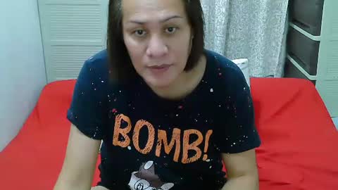 Snapshot of sweetpearlts4u chatting on 12-05-25, 01:31 sam online show from 12-05-25, 01:31