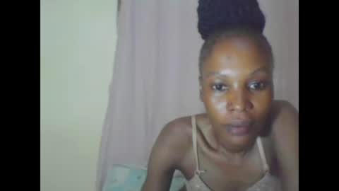 ESTHER online show from 01-18-25, 06:21