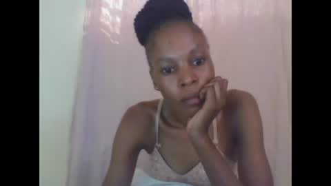 ESTHER online show from 01-24-25, 01:03